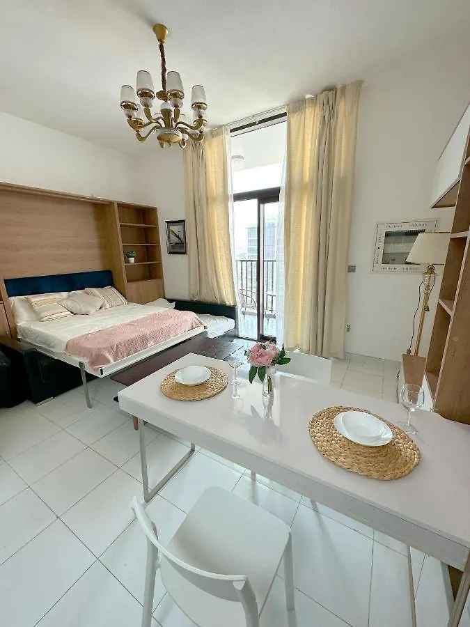 Studio In Al Furjan - Near Metro Dubai & Expo 2020