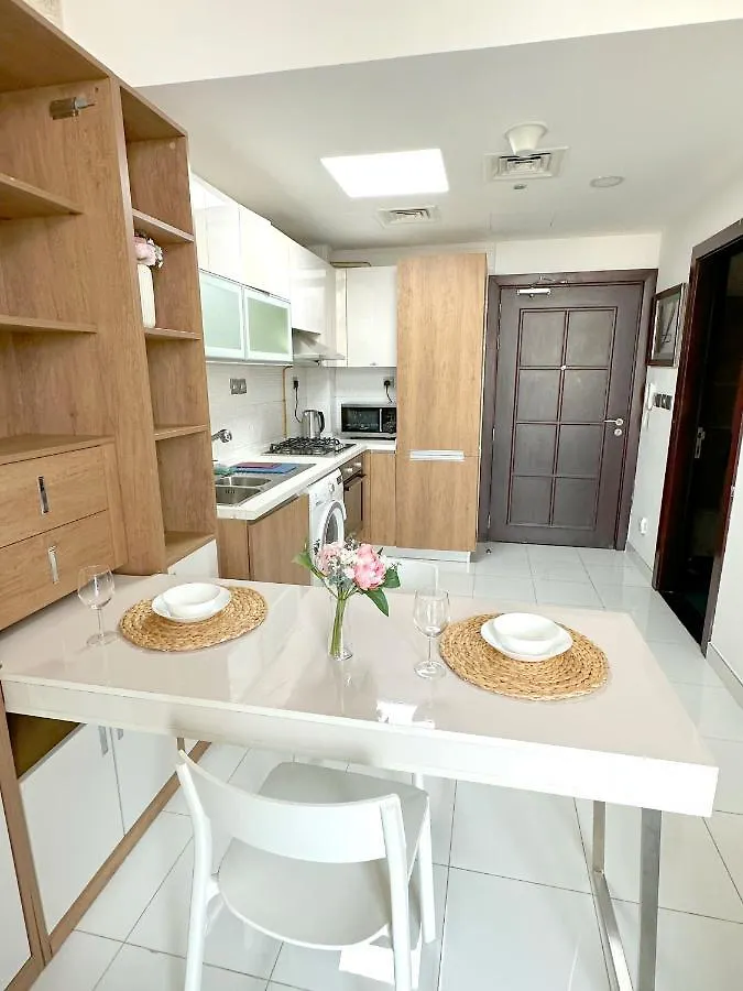 Apartment Studio In Al Furjan - Near Metro Dubai & Expo 2020