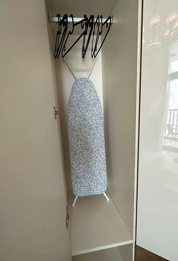 Studio In Al Furjan - Near Metro Dubai & Expo 2020 Apartment