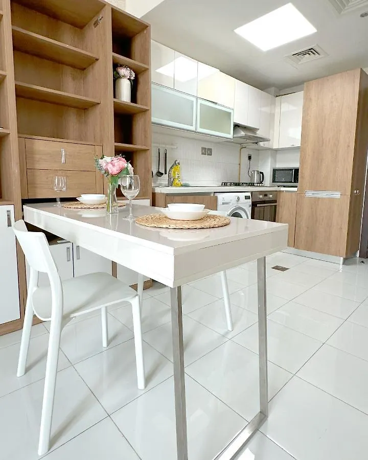 Studio In Al Furjan - Near Metro Dubai & Expo 2020