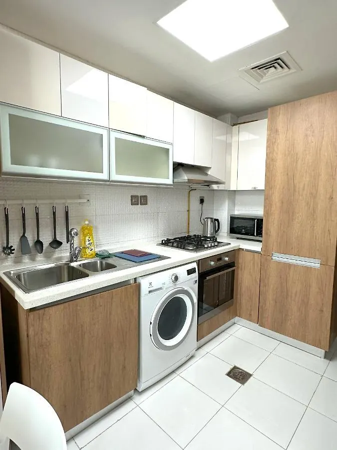 Studio In Al Furjan - Near Metro Dubai & Expo 2020 Apartment