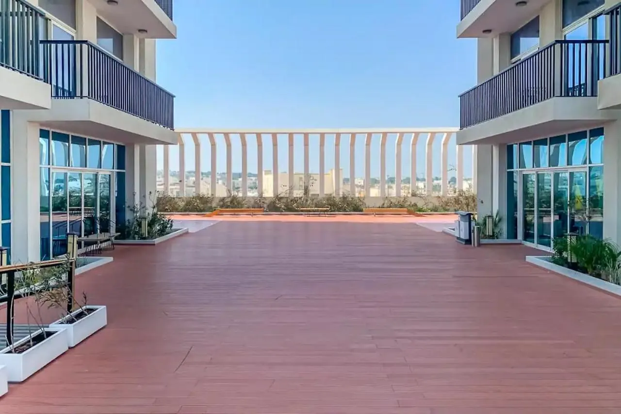 Studio In Al Furjan - Near Metro Dubai & Expo 2020
